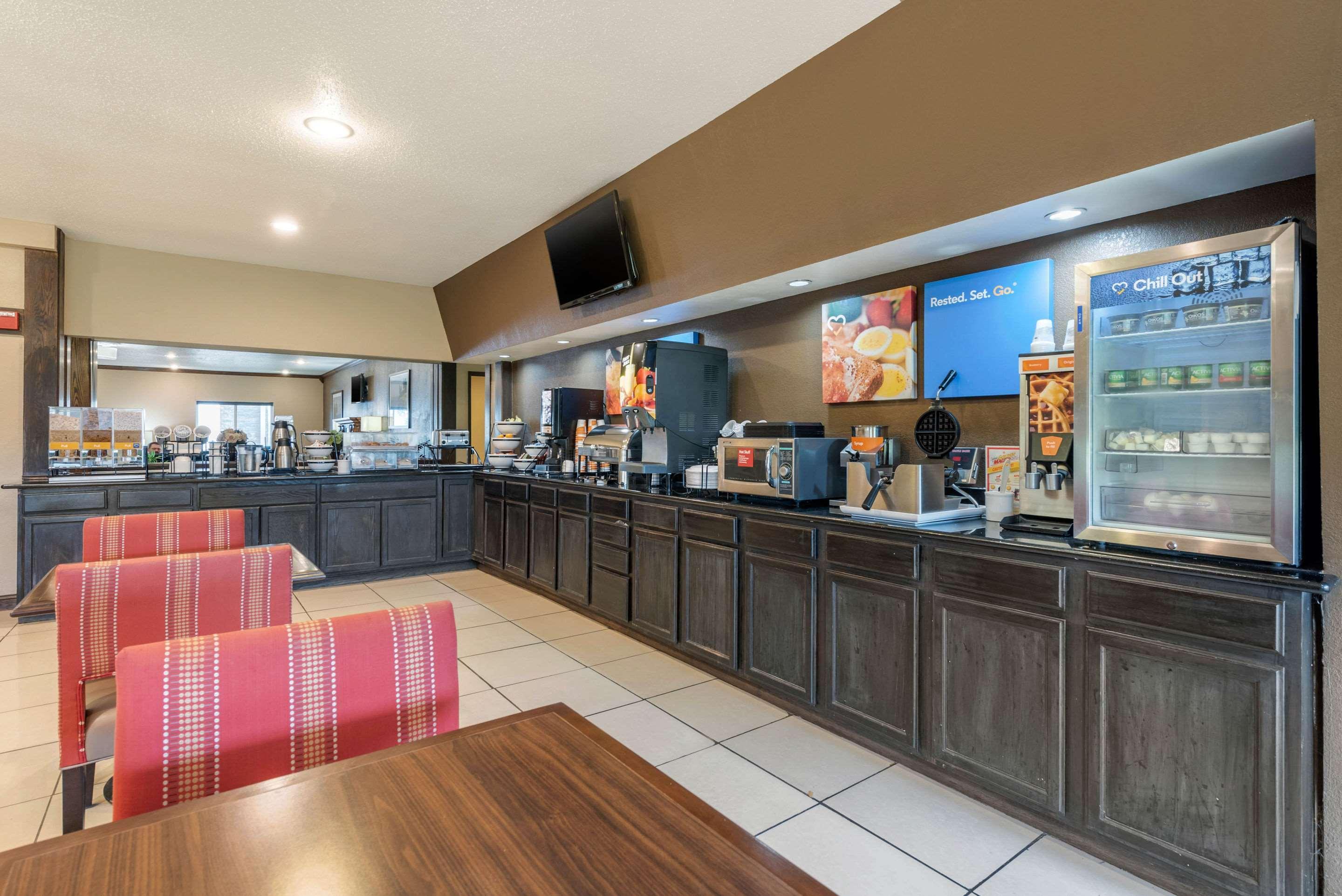 Comfort Inn Warren I-69 מראה חיצוני תמונה