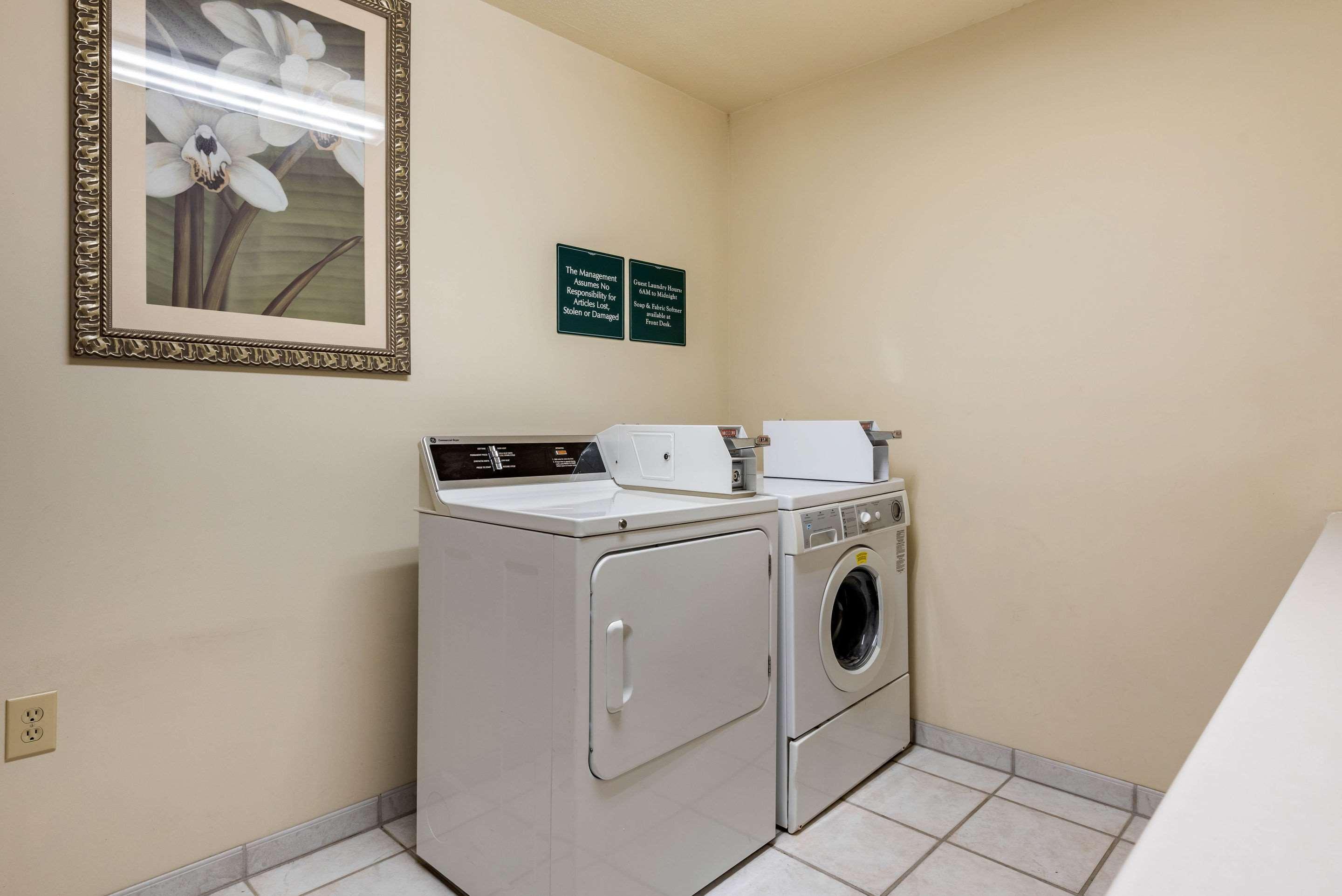 Comfort Inn Warren I-69 מראה חיצוני תמונה